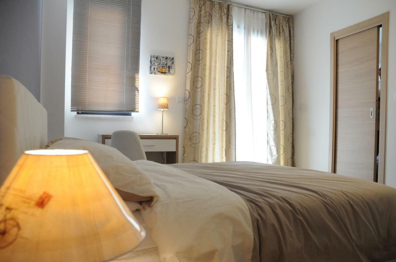 Hotel Casaleo à Campofelice Di Roccella Extérieur photo