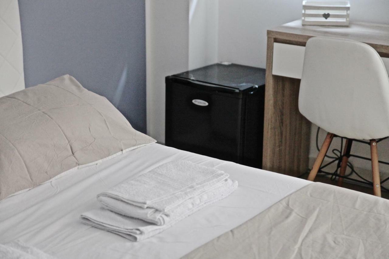 Hotel Casaleo à Campofelice Di Roccella Extérieur photo